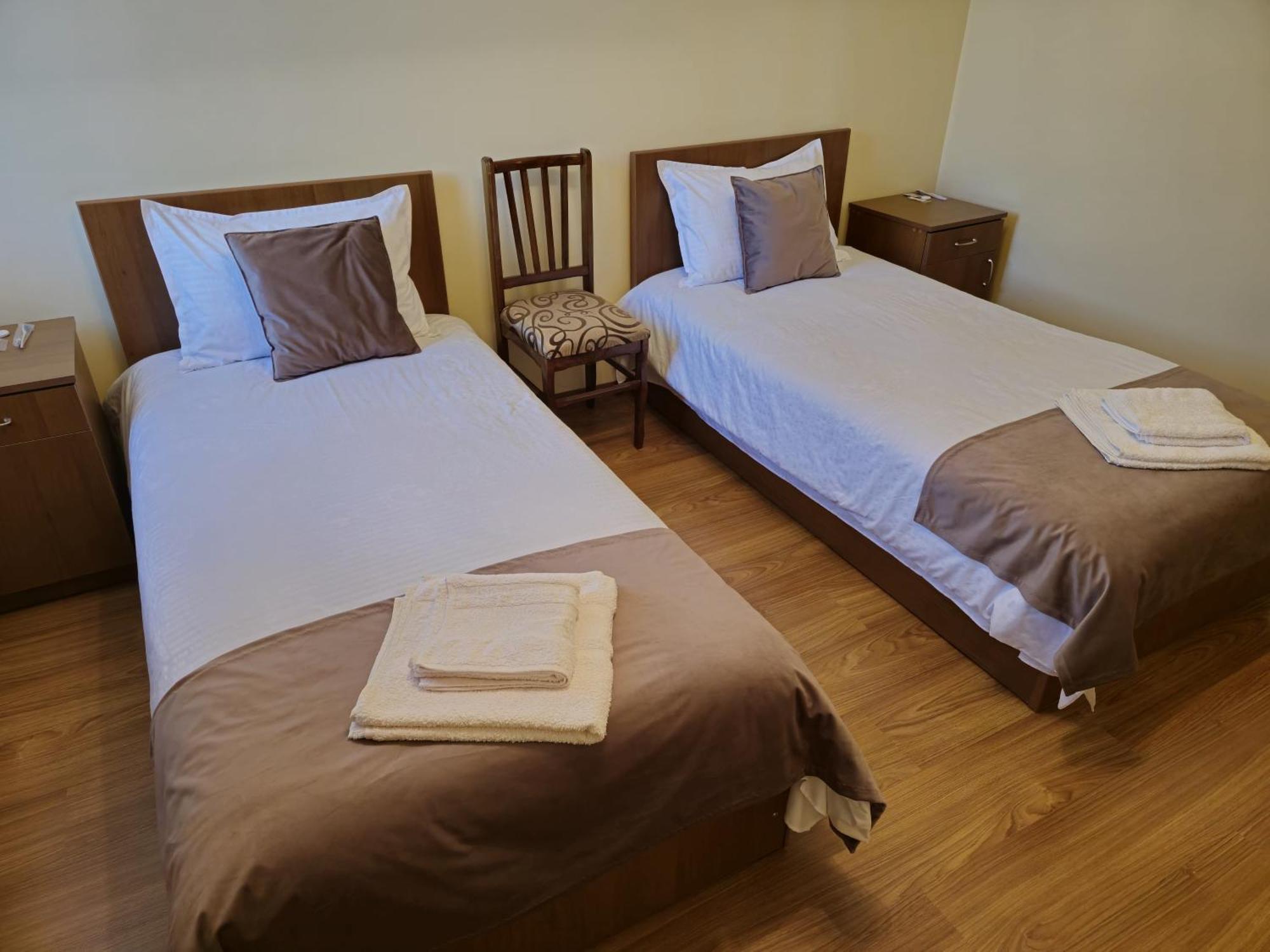 Zartonq Hotel Tat'ev ภายนอก รูปภาพ